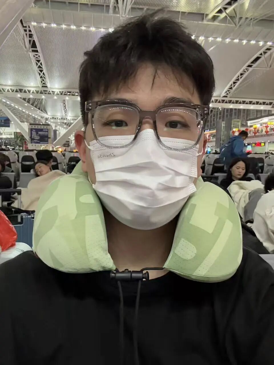 網上投注：“最讓人破防的歸鄕路”，搶不到票的年輕人在紅眼高鉄熬鷹